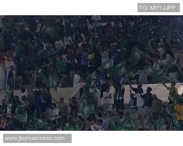 西甲激战曼城险胜里昂红牌事件引发全场热议